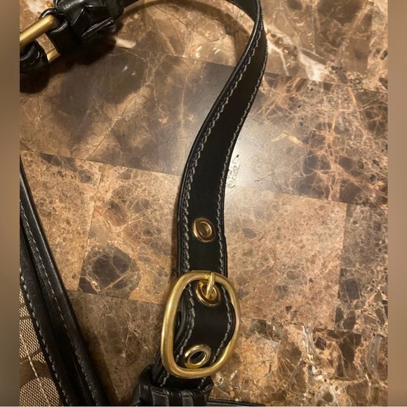 🤎Coach~Bleeker Signature Leather Shoulder Bag Gold Hardware Carriage Logo, EUC - Picture 8 of 11